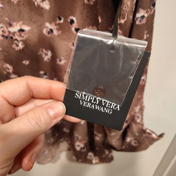 Simply Vera Wang NWT Brown Floral Chiffon Popover Top Sz L Career Casual Party - Picture 4 of 8